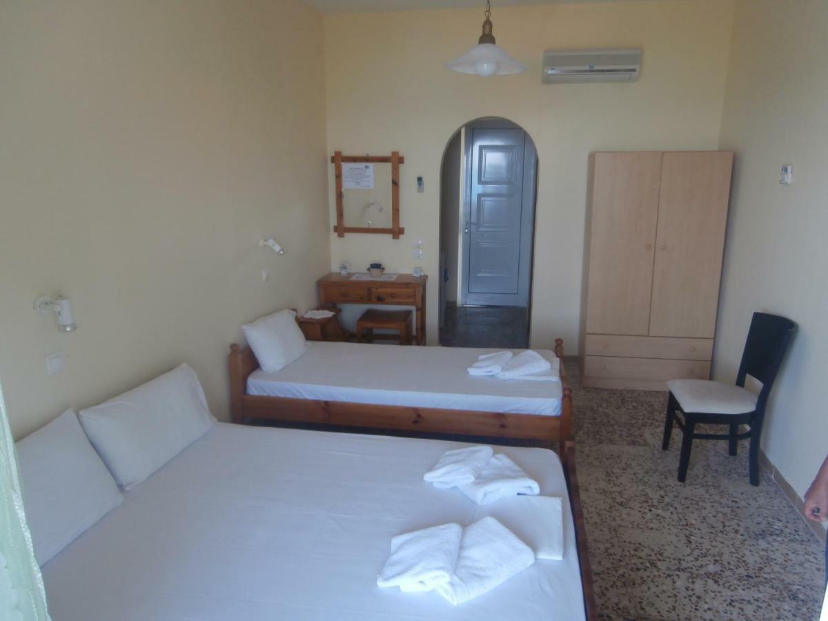 Billy'S Amoudi Apartments ภายนอก รูปภาพ