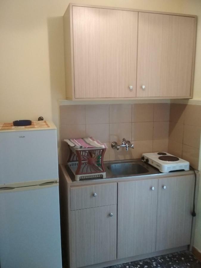 Billy'S Amoudi Apartments ภายนอก รูปภาพ