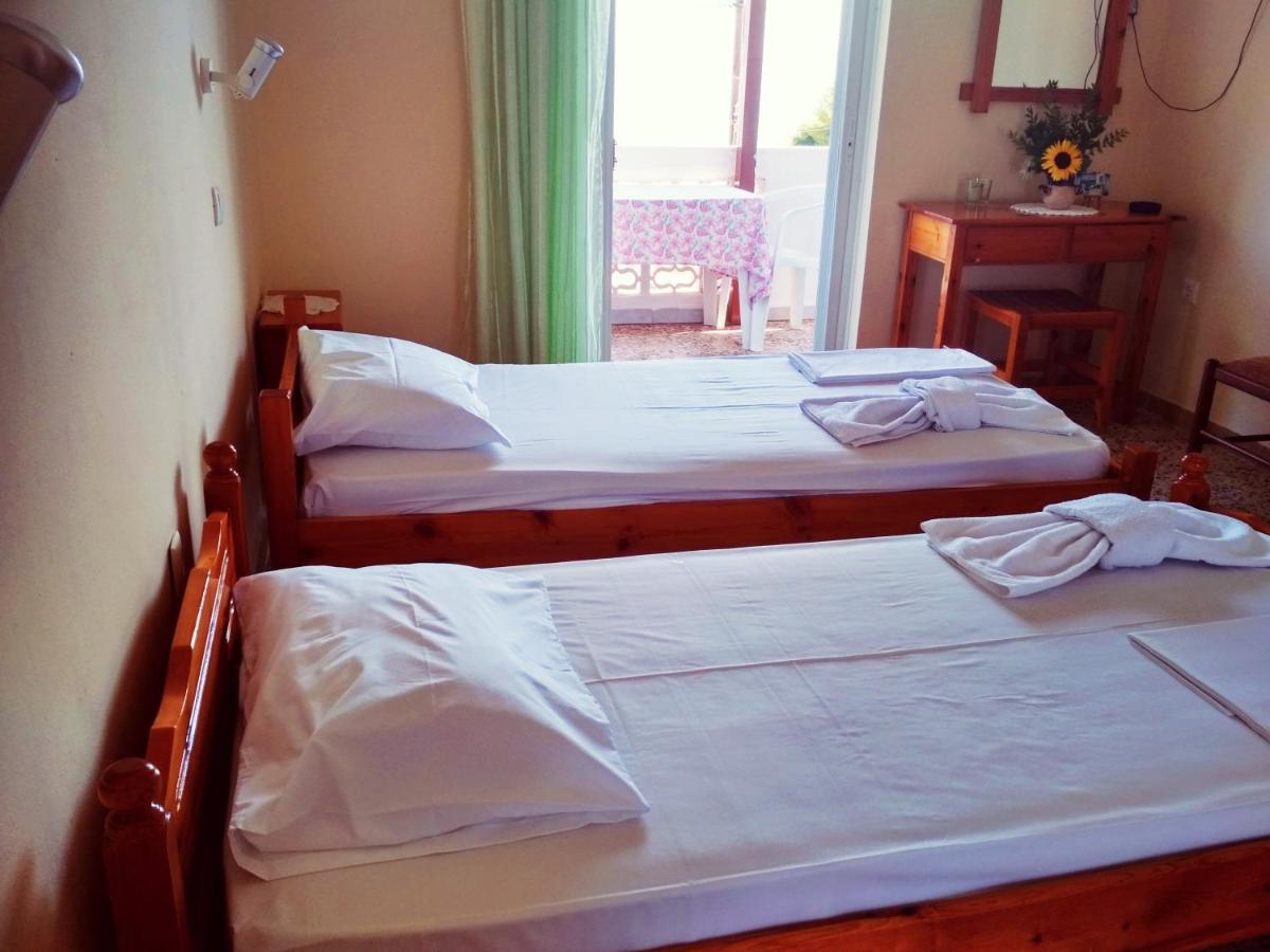 Billy'S Amoudi Apartments ภายนอก รูปภาพ